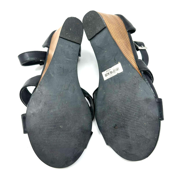 Torrid size 8W black strappy wedge heeled sandals ankle strap wide faux leather - Picture 8 of 9